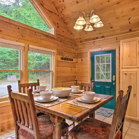 Moonshine Manor Cabin With Hot Tub, Near Lake Lure Exterior foto