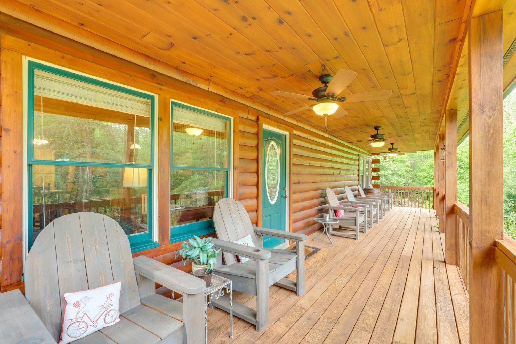 Holiday home Moonshine Manor With Hot Tub, Near Lure *